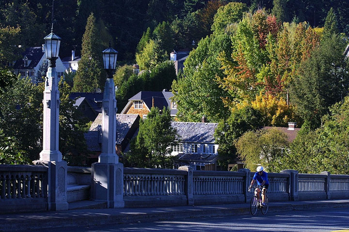 cyclist in Portland, Oregon